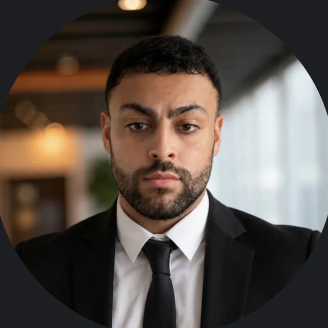 Daniel Monfared A.، شریک مؤسس Parastoo Legal Group